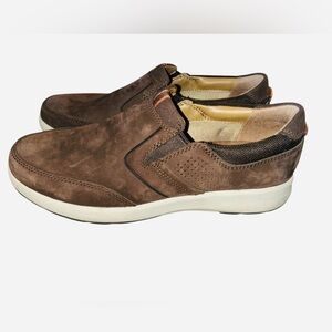 Clarks Un Trail Step Brown Nubuck Mens Slip On Shoes